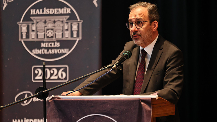 Kasapoğlu: Demokrasi; fikrin, sözün ve düşüncenin ağırlığına duyulan saygıdır