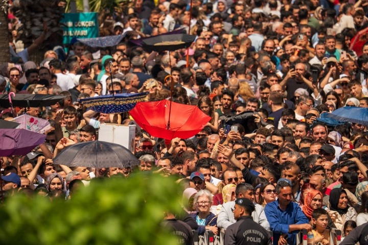 Dünyadaki ender etkinliklerden biri | Binlerce vatandaş toplandı, tam 10 ton dağıtıldı