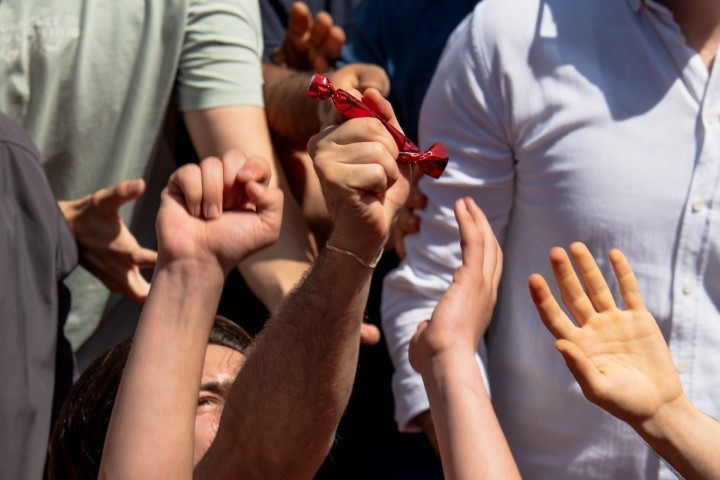 Dünyadaki ender etkinliklerden biri | Binlerce vatandaş toplandı, tam 10 ton dağıtıldı