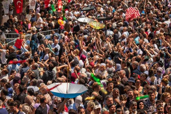 Dünyadaki ender etkinliklerden biri | Binlerce vatandaş toplandı, tam 10 ton dağıtıldı