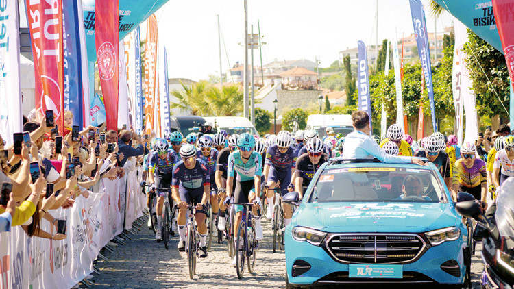 61. Cumhurbaşkanlığı Türkiye Bisiklet Turu: 158 sporcu pedala bastı