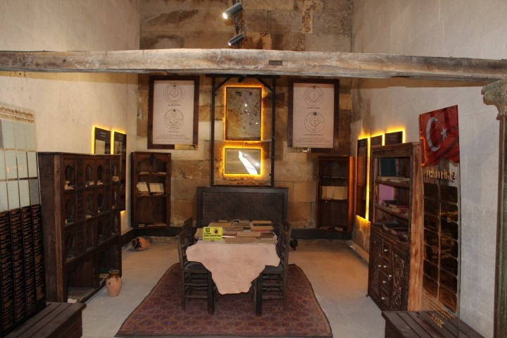  Türk dizilerinden etkilenip geliyorlar Adımını atan saatlerce çıkamıyor