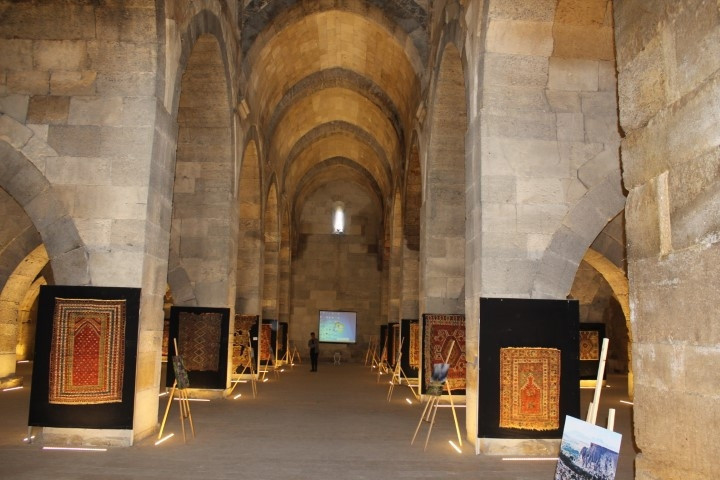  Türk dizilerinden etkilenip geliyorlar Adımını atan saatlerce çıkamıyor