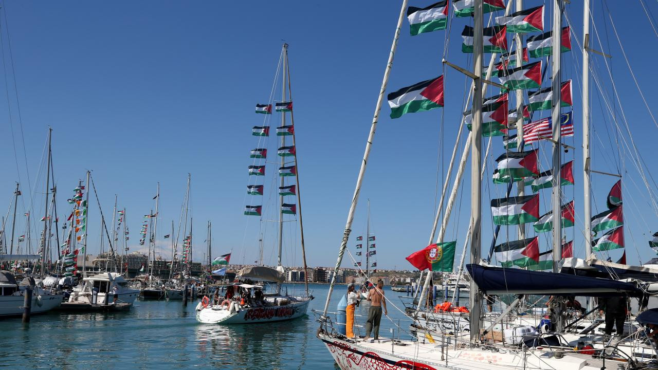 Sumud Filosu'daki aktivisler Girit'e bırakılacak