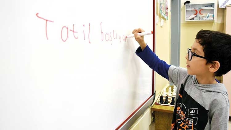 Bakan Tekin açıkladı: Ara tatilleri yaz tatiline ekleyebiliriz