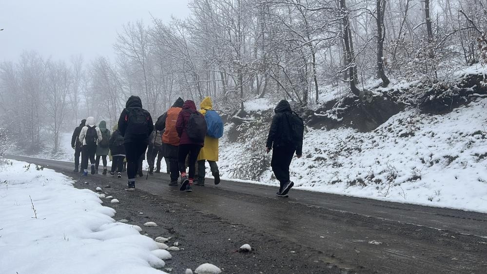 Baharı beklerken kış geldi Mayısta kar yağışı etkili oldu... Şimdiye kadar böyle bir doğa olayıyla karşılaşmadık