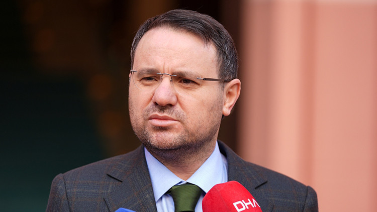 Bakan Gürlek duyurdu: 1 milyar 600 milyonluk para trafiği olan şebekeye ağır darbe