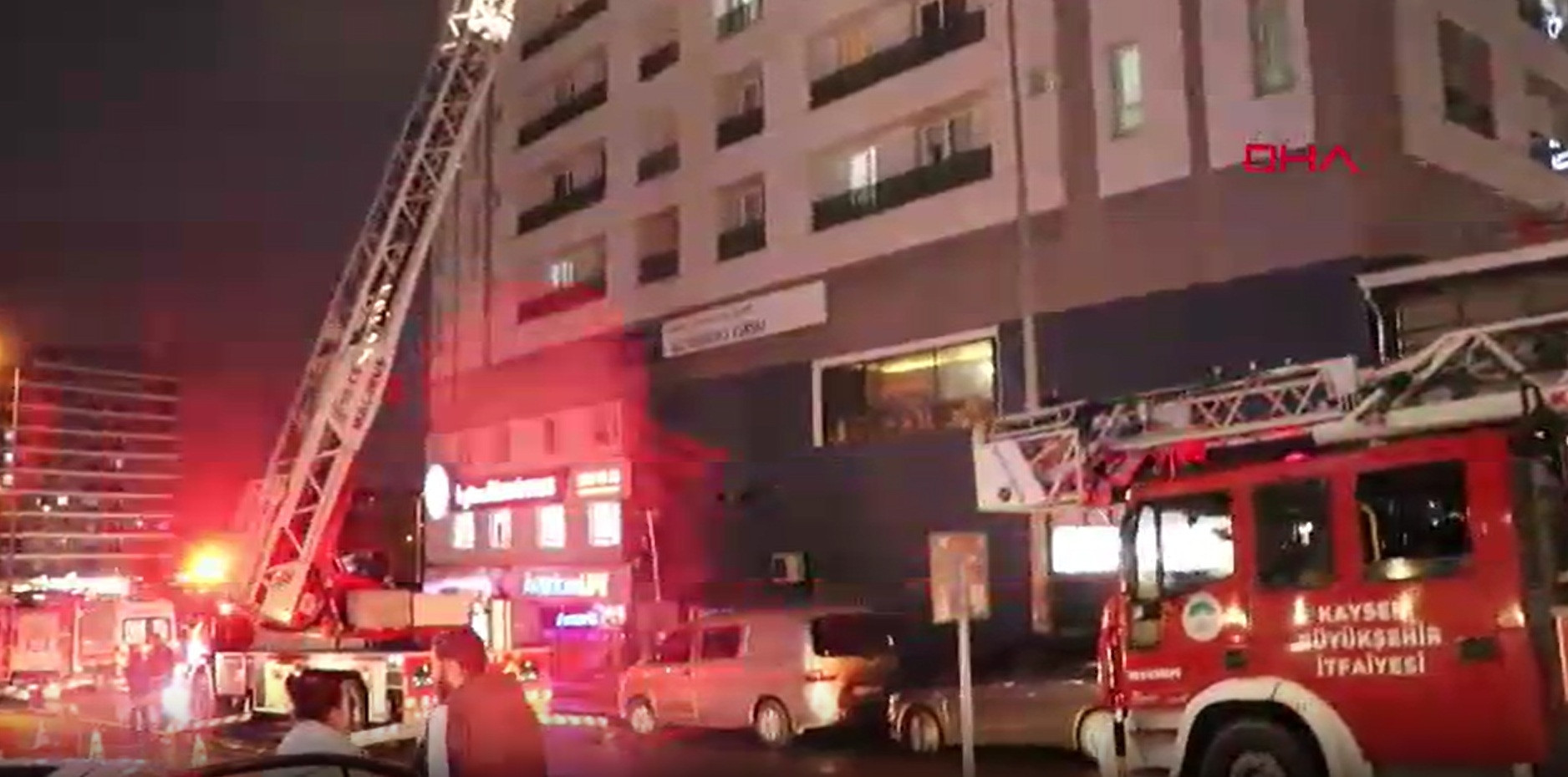 Kayseri'de kız öğrenci yurdunda yangın büyümeden söndürüldü