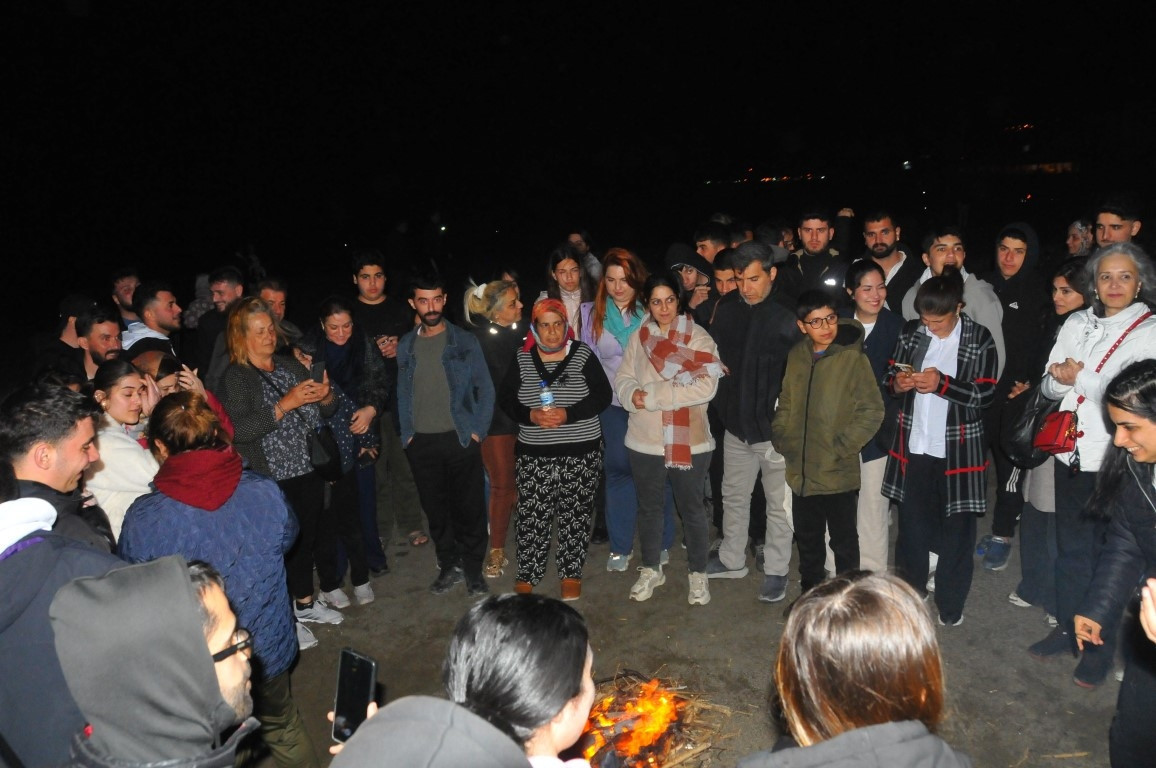 Her yıl aynı tarihlerde ziyaretçi akınına uğruyor... Farklı illerden gelenler de var: Büyük bir manevi önem atfediliyor