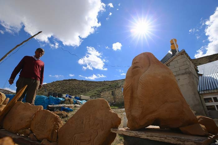Eşinden 6 ay ayrı kalınca bakın ne yaptı: Doğada buldu karar verdi Bunu yapmak öyle her baba yiğidin harcı değil