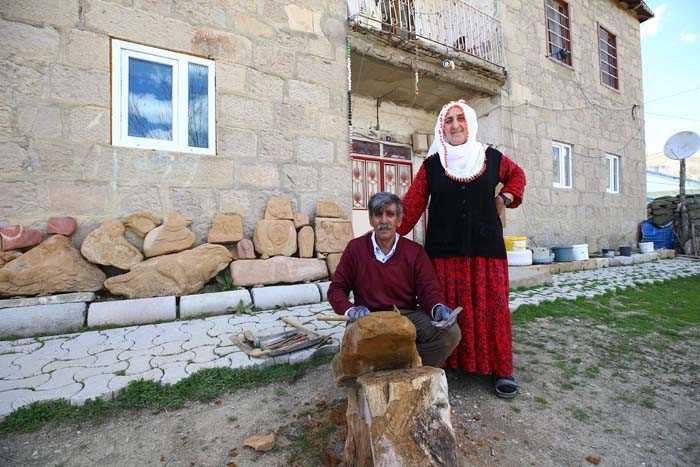 Eşinden 6 ay ayrı kalınca bakın ne yaptı: Doğada buldu karar verdi Bunu yapmak öyle her baba yiğidin harcı değil