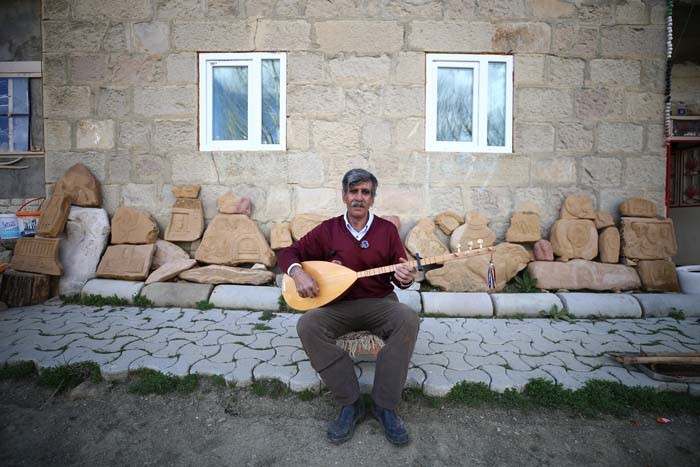 Eşinden 6 ay ayrı kalınca bakın ne yaptı: Doğada buldu karar verdi Bunu yapmak öyle her baba yiğidin harcı değil
