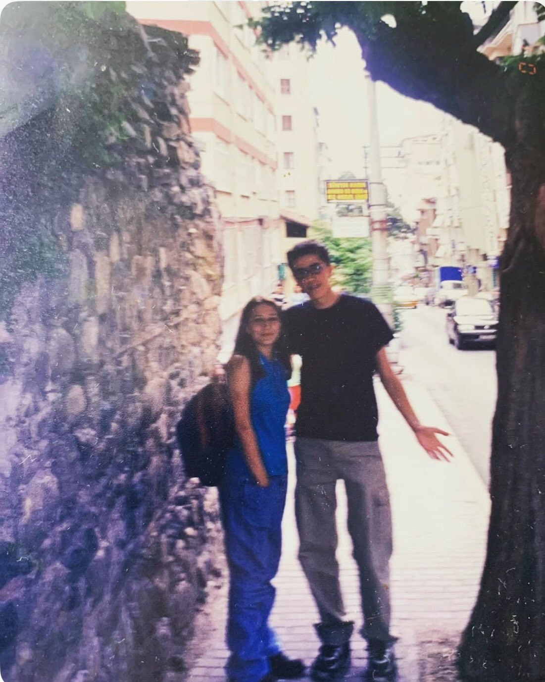 Ünlü oyuncu çocukluk aşkıyla evlenmişti... 26 yıl önce