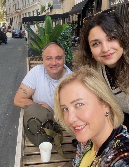 Ünlü oyuncu çocukluk aşkıyla evlenmişti... 26 yıl önce