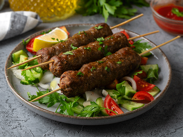İştah açan: Lüle kebabı
