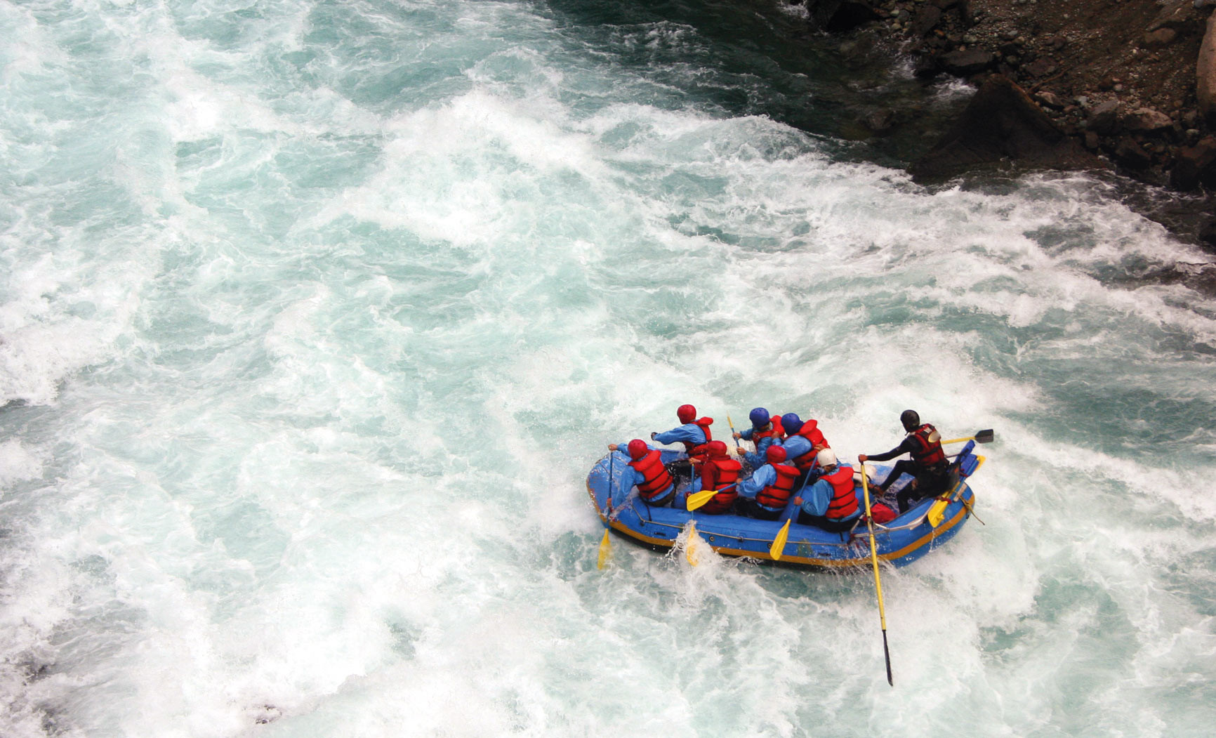 Melen’de rafting kazası... Cansu devrilen botta can verdi