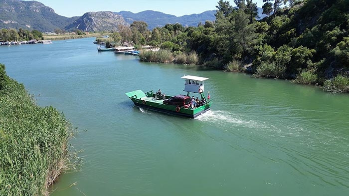 1.5 saatlik yol 1.5 dakikaya kadar indi 1.5 saatlik yol 1.5 dakikaya kadar indi