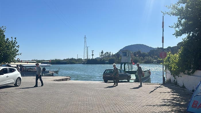 1.5 saatlik yol 1.5 dakikaya kadar indi 1.5 saatlik yol 1.5 dakikaya kadar indi