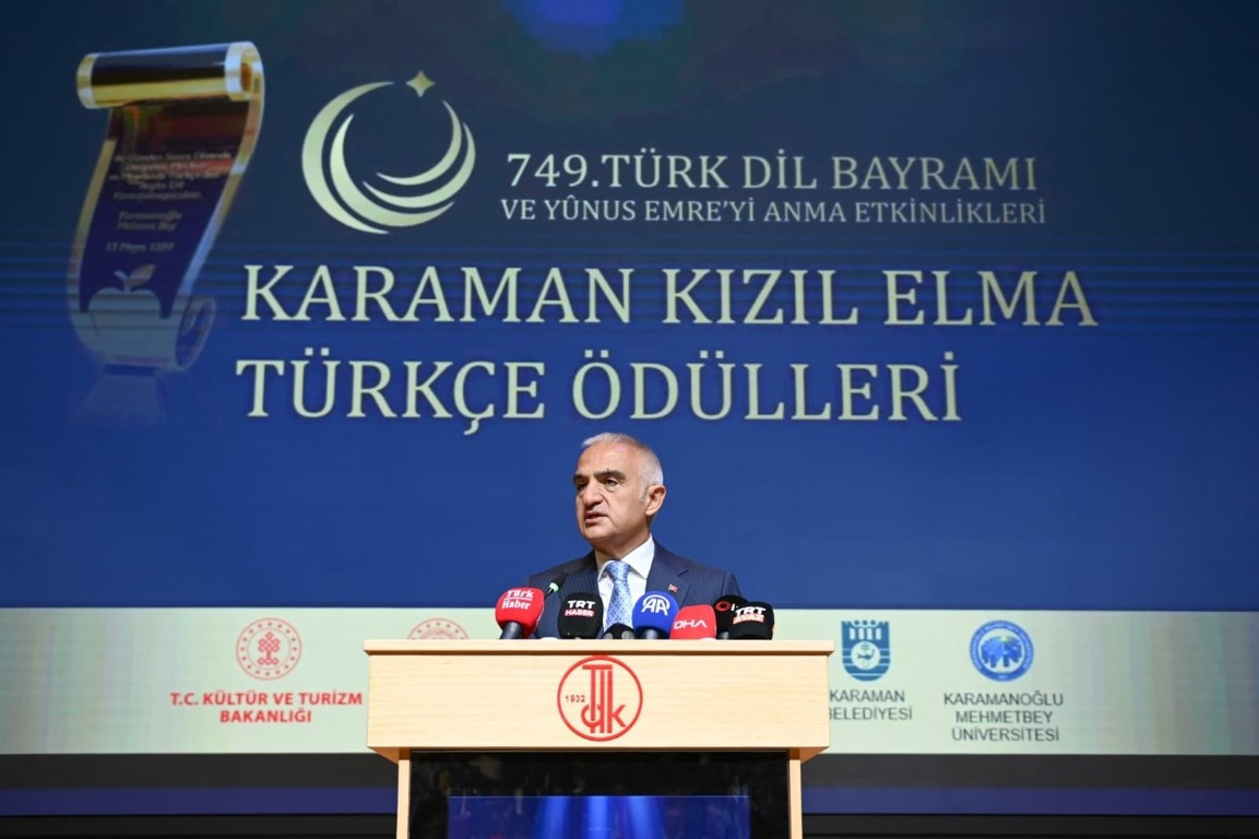 Kültür ve Turizm Bakanı Ersoy: Dil, onu kullanan herkesin hassas davranması gereken bir emanettir