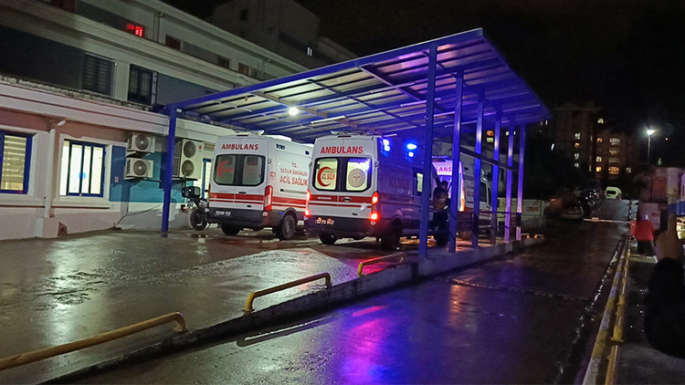 Fabrika çalışanları yemekten zehirlendi: 21 işçi hastaneye kaldırıldı