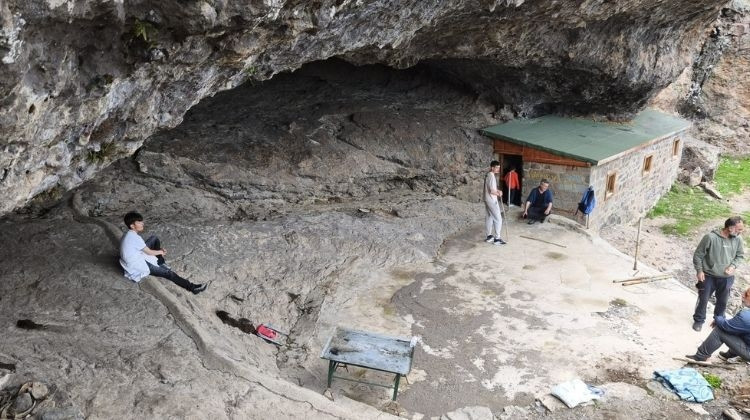 Düzgün Baba Ziyaretgahı tahrip edilmişti... 4 kişi gözaltına alındı - Son Dakika Haberleri