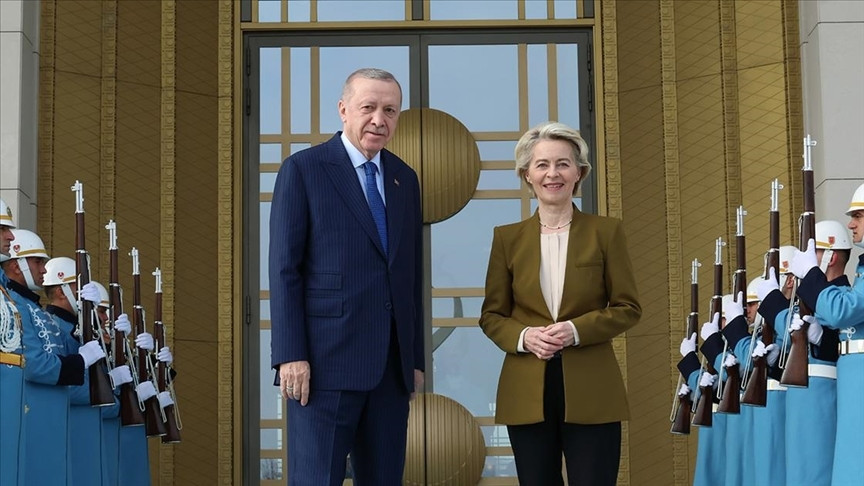 Cumhurbaşkanı Erdoğan, Avrupa Birliği Komisyonu Başkanı Leyen ile telefonda görüştü