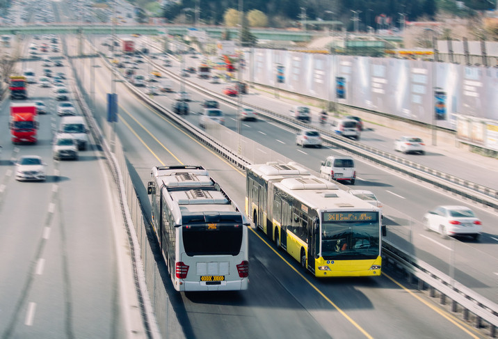 İSTANBUL TRAFİĞE KAPALI YOLLAR LİSTESİ 20 MAYIS 2026 || Bugün İstanbulda hangi yollar kapalı, ne zaman açılacak İşte alternatif güzergahlar...
