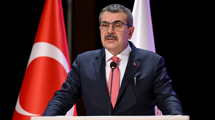 Bakan Tekin: Üniversite sınavındaki sorular bizim kitaplarımızdan çıkacak
