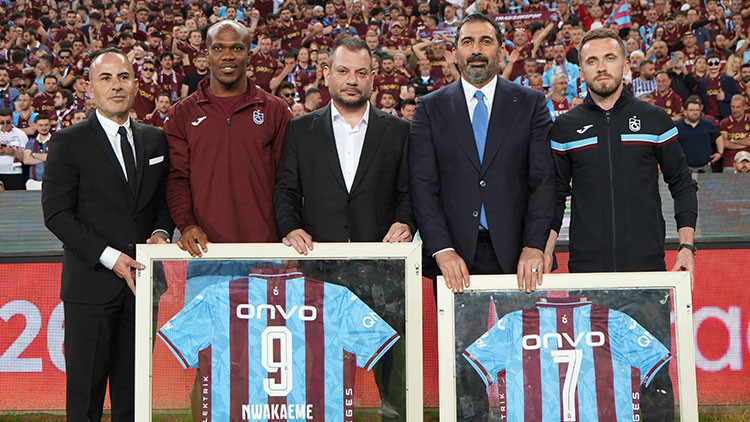 Trabzonspor'da 2 veda birden!