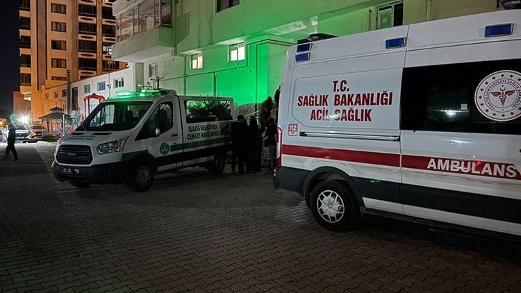 Boşanma aşamasındaki eşi ile barışmak için bir araya geldi, tabancayla öldürdü