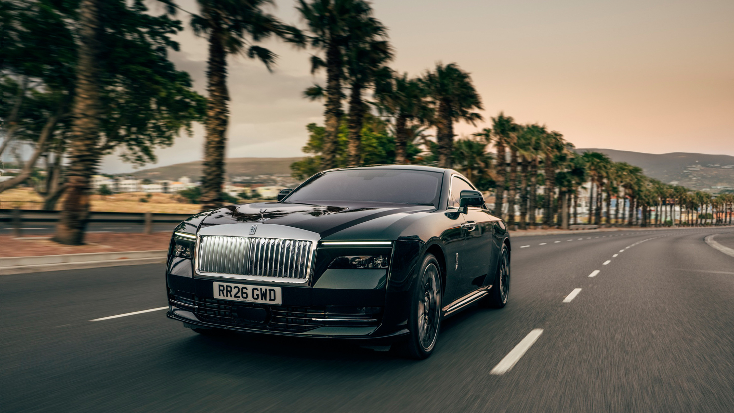 Spectare Rr RR'ın Yeni Elektriklisi Spectre Series II