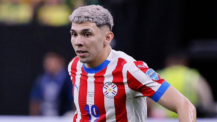 A Milli Takımımızın rakibi Paraguay'da Julio Enciso hazırlık maçında sakatlandı