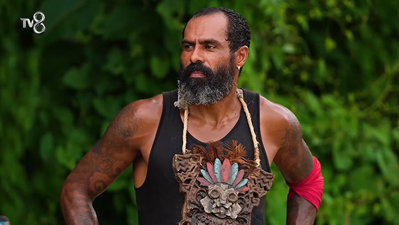 SURVİVOR 1. ELEME ADAYI BELLİ OLDU Dün akşam (9 Haziran son bölüm) Survivorda kim kazandı, 1. bireysel dokunulmazlığı kim aldı, eleme potasına kim gitti İşte Survivor 2026 Ünlüler Gönüllülerde ilk eleme adayı