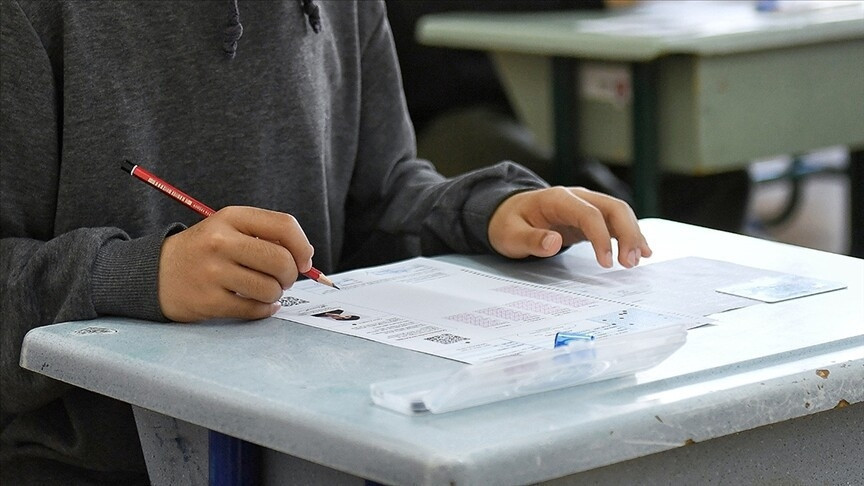 LGS SINAV SÜRESİ (LGS BİTTİ Mİ): LGS saat kaçta bitiyor, kaç dakika sürecek İlk ve ikinci oturum kaçta başlıyor ve bitiyor LGS mola kaç dakika sürecek