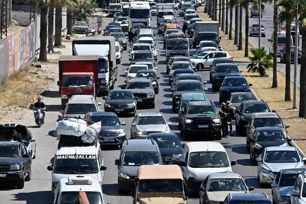 Lübnanlılar İsrail saldırıları nedeniyle ülkenin kuzeyine göç ediyor
