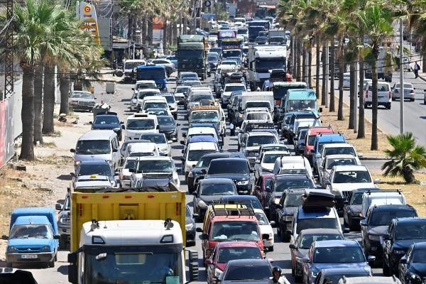 Lübnanlılar İsrail saldırıları nedeniyle ülkenin kuzeyine göç ediyor