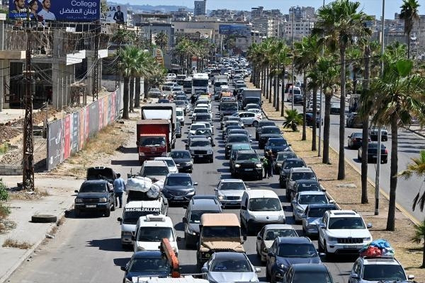 Lübnanlılar İsrail saldırıları nedeniyle ülkenin kuzeyine göç ediyor