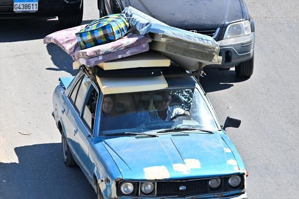 Lübnanlılar İsrail saldırıları nedeniyle ülkenin kuzeyine göç ediyor