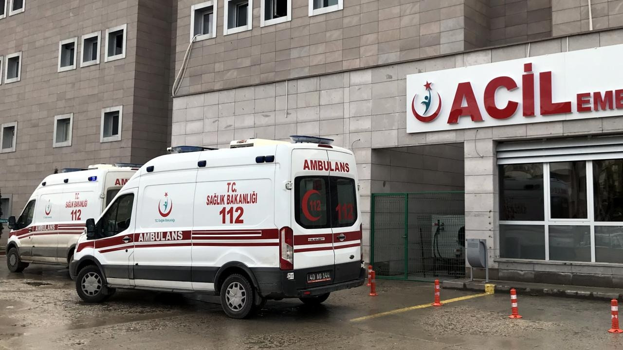 Karaman'da üzen olay! Kuru otları yakarken alevlerin arasında kalan yaşlı kadın hayatını kaybetti - Son Dakika Haberler
