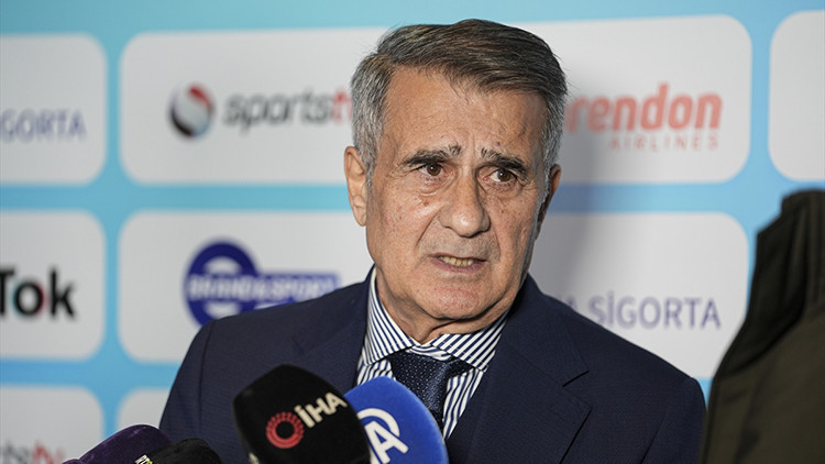 Türkiye - Paraguay maçı sonrası Şenol Güneş'ten Montella sözleri: 'Sorumlusu o, cevapları verecektir!'