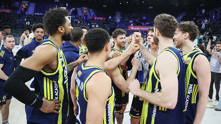 Fenerbahçe Beko'da dört oyuncuyla yollar ayrıldı