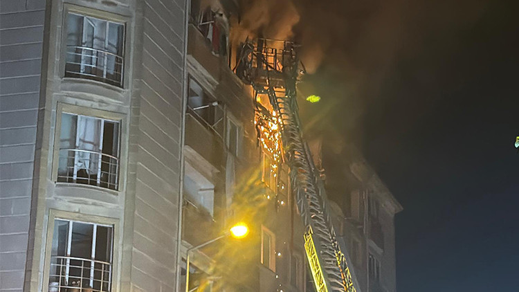 Tekirdağ'da apartmanın 6. katında meydana gelen patlamada 1 kişi öldü