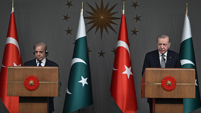 Cumhurbaşkanı Erdoğan ve Pakistan Başbakanı Şerif'ten ortak basın toplantısı