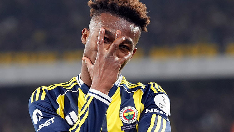 Fenerbahçe, Nene'nin Kampa Katılacağını Duyurdu