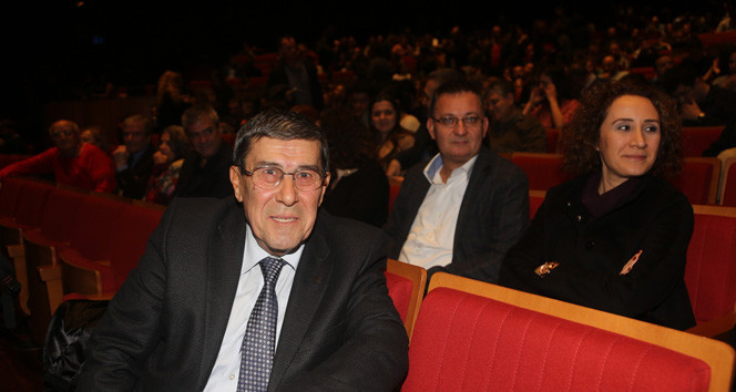 TİYATRO OYUNLARI
