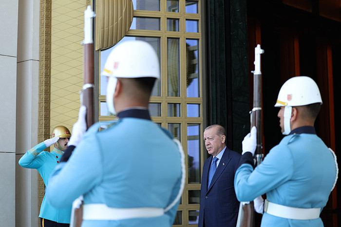 NATO zirvesi için hazırlıklar tamamlandı Trumpa yeniçeri ve mehter takımı eşliğinde karşılama | İşte zirveden görüntüler
