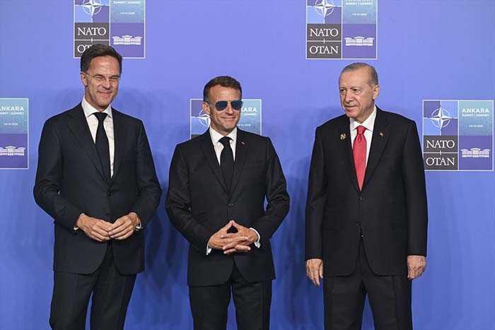 Erdoğan liderleri karşıladı, aile fotoğrafı çekildi NATO Liderler Zirvesinden dikkat çeken kareler...