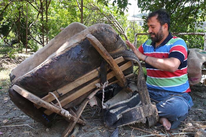  Son temsilci olarak Hatayda yaşıyor Bu kokuyu duymazsam yatamam