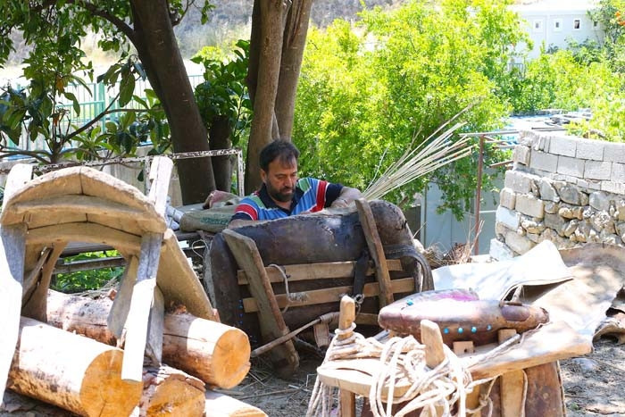  Son temsilci olarak Hatayda yaşıyor Bu kokuyu duymazsam yatamam