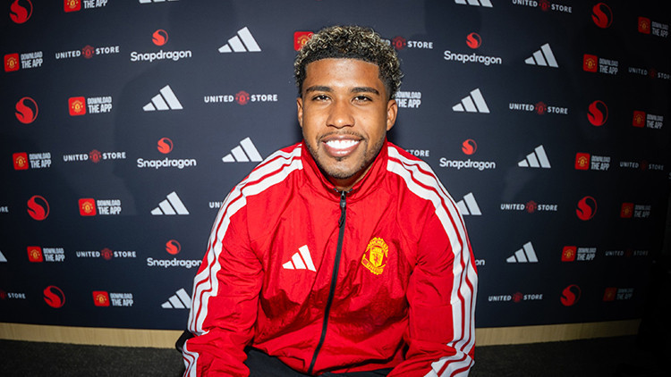 Manchester United, Chelsea’den Andrey Santos ile Anlaştı